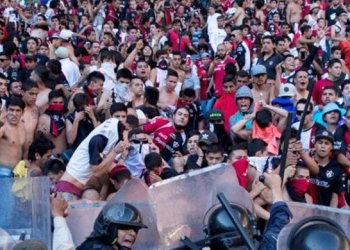Fallece aficionado Rojinegro tras riña entre la Barra 51