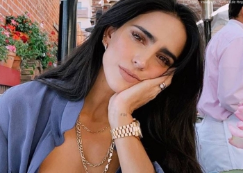 Bárbara de Regil continúa motivando con rutinas de ejercicio