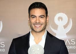 Carlos Rivera hace llorar a sus fans con triste video en Instagram