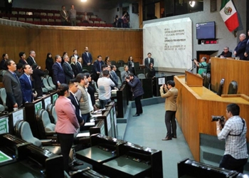 En pleno receso, diputados de Nuevo León reciben cada uno 320 mil pesos