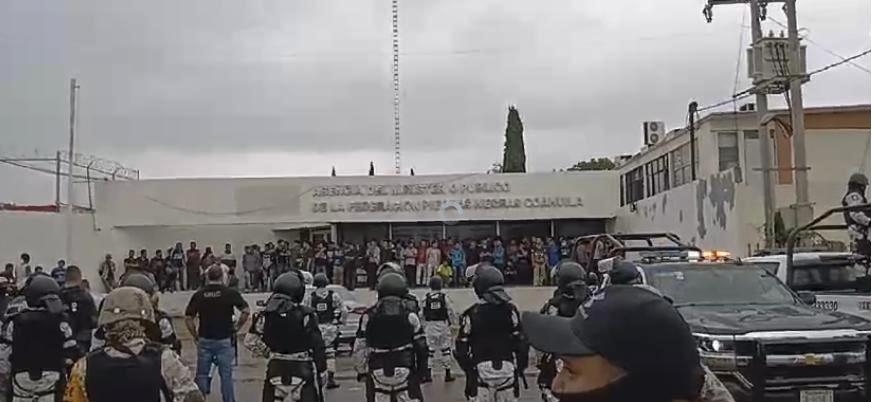 Migrantes incendian albergue; interviene Guardia Nacional