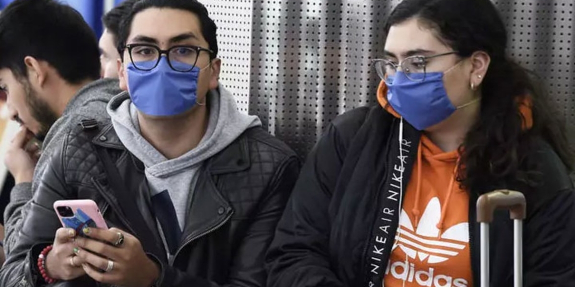 Aumentan a 4 mil 661 los casos positivos de Covid-19 en México