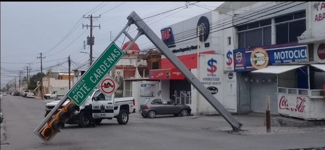 Alto, semáforo abajo