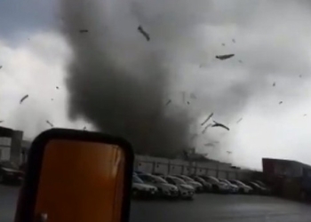 Ascienden a tres las muertes por el tornado en Apodaca, Nuevo León