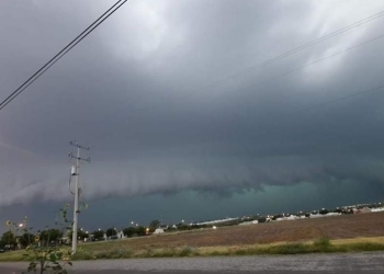 Tormenta causa daños en colonias de Piedras Negras