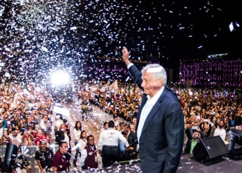 Gasta López Obrador 36 mdp en informes y AMLOFest