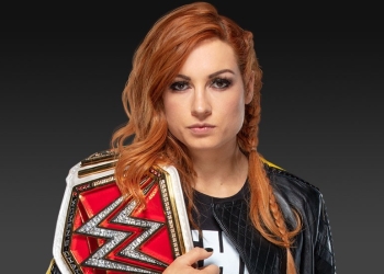 Becky Lynch se retira de la WWE