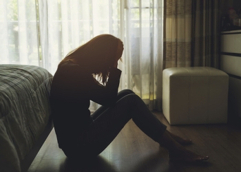Aumentan casos de ansiedad y depresión por contingencia