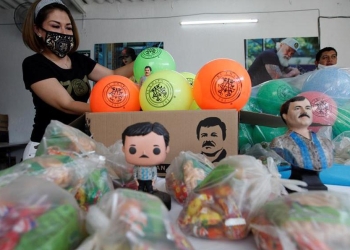 Regalan pelotas y dulces de ‘El Chapo’ para celebrar Día del Niño, en Jalisco
