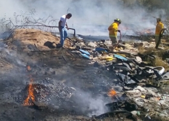 Continúan los incendios en basureros y terrenos con maleza