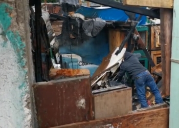 Se incendia cuarto de madera