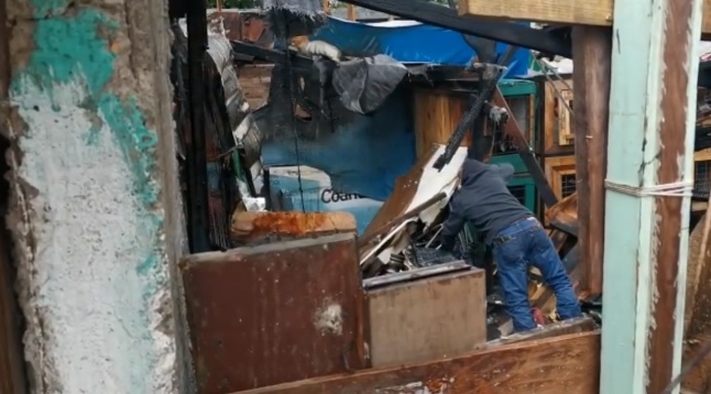 Se incendia cuarto de madera