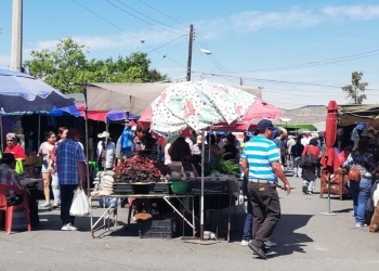 Regresan los mercados pero con restricciones