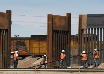 Autorizan construcción de muro en Laredo, Texas