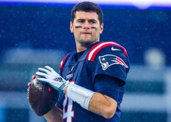 Jarrett Stidham podría ser el nuevo QB de los Patriots
