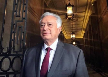 Firmas de energías renovables ‘tienen que pagar a la CFE’: Manuel Bartlett