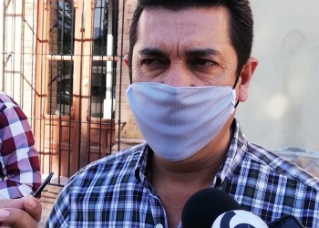 Busca ayudar a  comerciantes