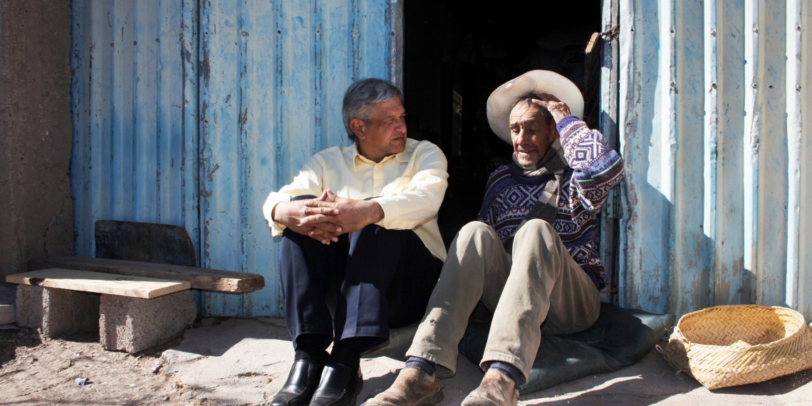 La felicitación de AMLO por el Día del Padre