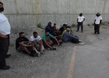 Aseguran a 10 hondureños en Piedras Negras