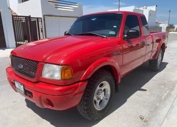 En pleno día roban pick up en colonia Vista Hermosa