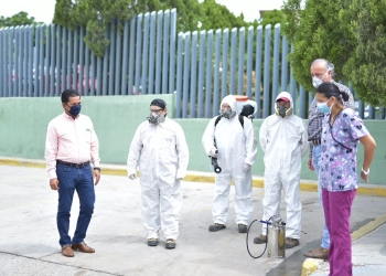 Sanitizan Clínicas y Hospitales de Gobierno en Ciudad Acuña