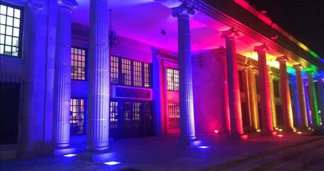 Congreso se llena de color