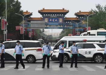 Ante temor de rebrote de coronavirus, China ordena confinamiento inmediato