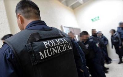 Entregan reconocimientos a Policías Municipales