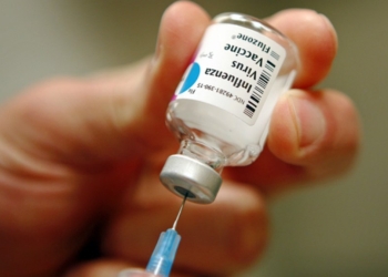Vacuna contra H1N1 no protege del COVID-19: Cofepris