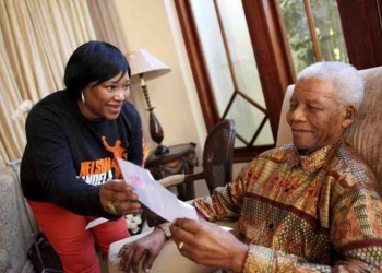 Murió a los 59 años Zindzi Mandela, hija menor de Nelson Mandela