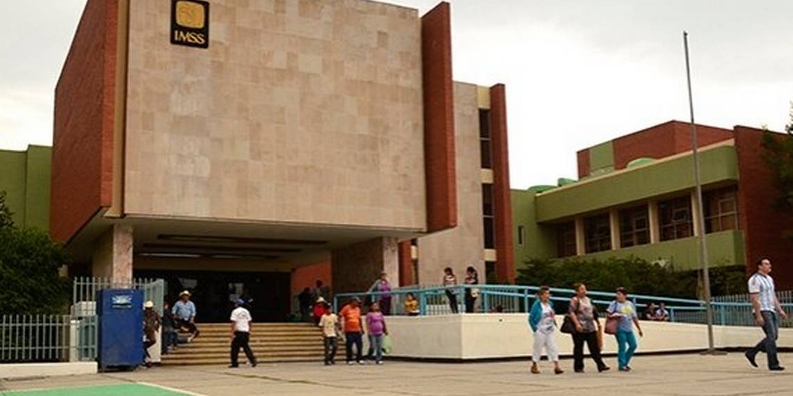 Insta IMSS a tramitar  el permiso covid-19