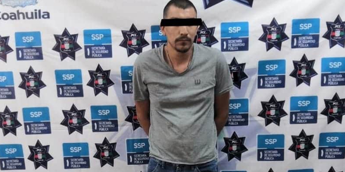 Lo detienen con armas y droga