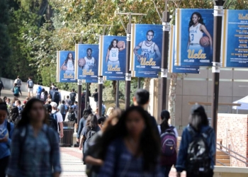 EE.UU. negará ingreso a estudiantes extranjeros para cursos en línea