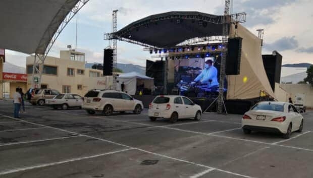 Con 25 de 100 vehículos presentan el Auto Show