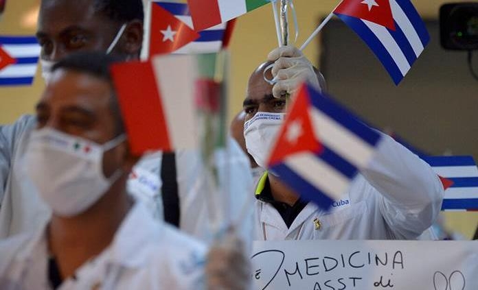 Médicos cubanos concluyen atención del COVID-19 en la Ciudad de México