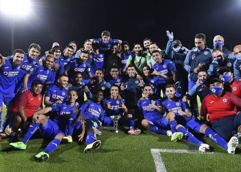Certero penalti da al Cruz Azul título de Campeón de la Copa por México