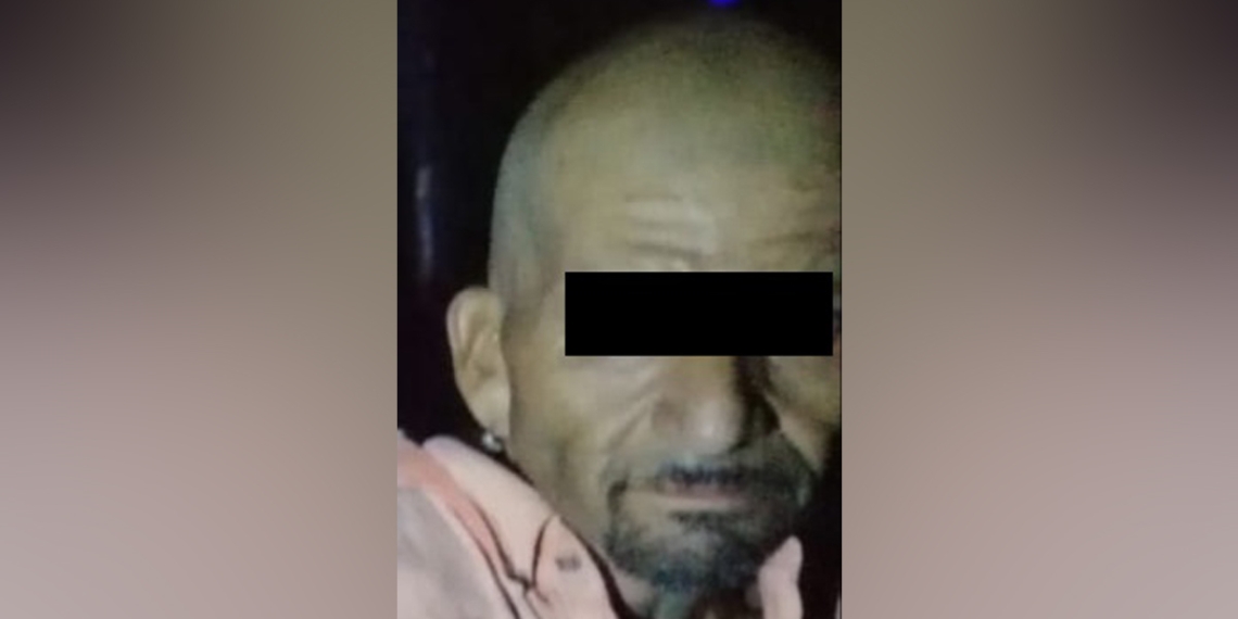 Detienen a pareja que portaba 54 envoltorios con cristal