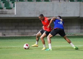 Mazatlán FC entrena en su nuevo estadio