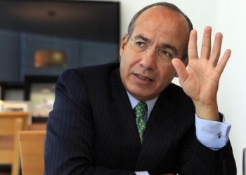 Felipe Calderón pide al Gobierno reconocer errores y no culpar a estados