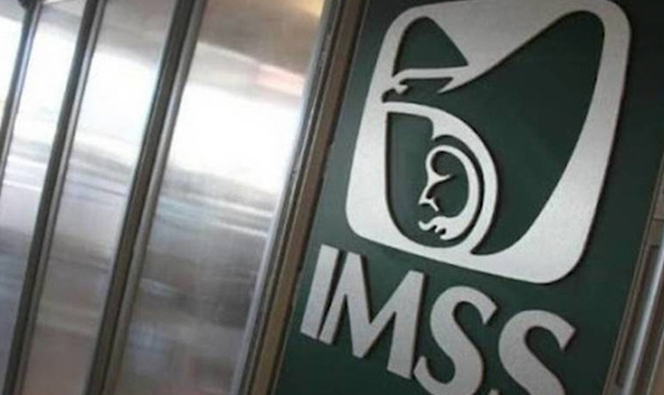 IMSS ‘perdió’ cuerpo de paciente muerto por COVID-19 y otra familia lo cremó