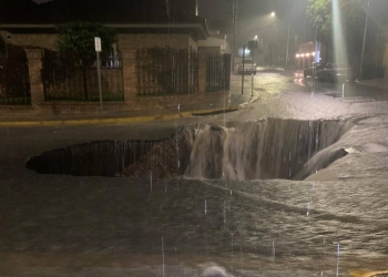 Nuevo León suspende este lunes actividades por paso de Hanna