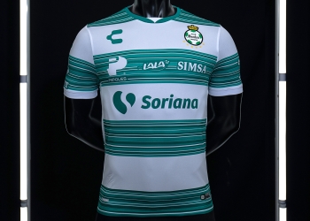 Santos Laguna presenta su nueva armadura guerrera