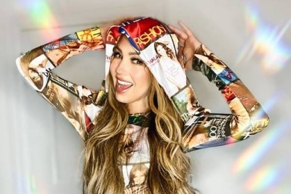 Thalía anuncia su soltería en redes sociales