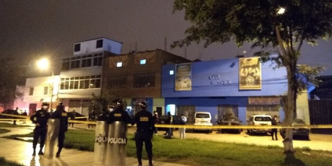 Estampida por fiesta clandestina en Perú deja 13 muertos