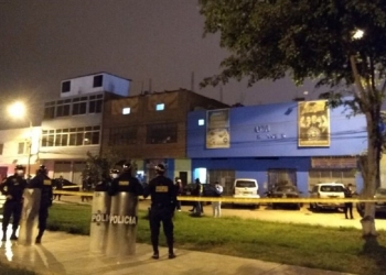 Estampida por fiesta clandestina en Perú deja 13 muertos