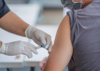 España autoriza ensayo en la vacuna contra el Covid-19 en humanos