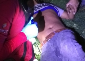 Alcoholizado termina  volcando su camioneta