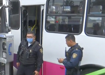 Dos mujeres heridas en la CDMX durante asalto en transporte público