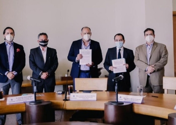 Firman UIF y Coparmex convenio para el combate a operaciones ilícitas