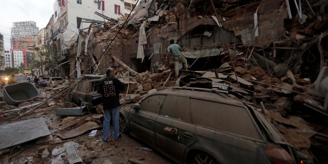 Aumentan a 182 los muertos por explosión de Beirut